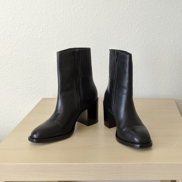 frye pia chelsea short boot